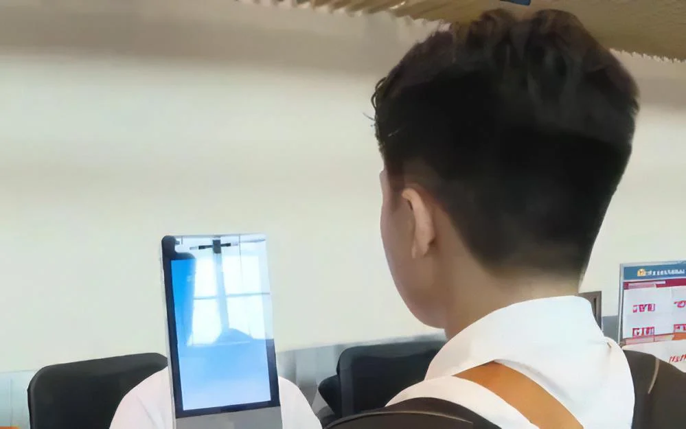 Yêu cầu xác thực sinh trắc học với giao dịch doanh nghiệp mới