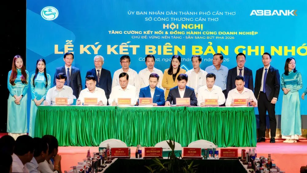 ABBank phối hợp với Sở Công thương Cần Thơ tăng cường kết nối, đồng hành cùng doanh nghiệp