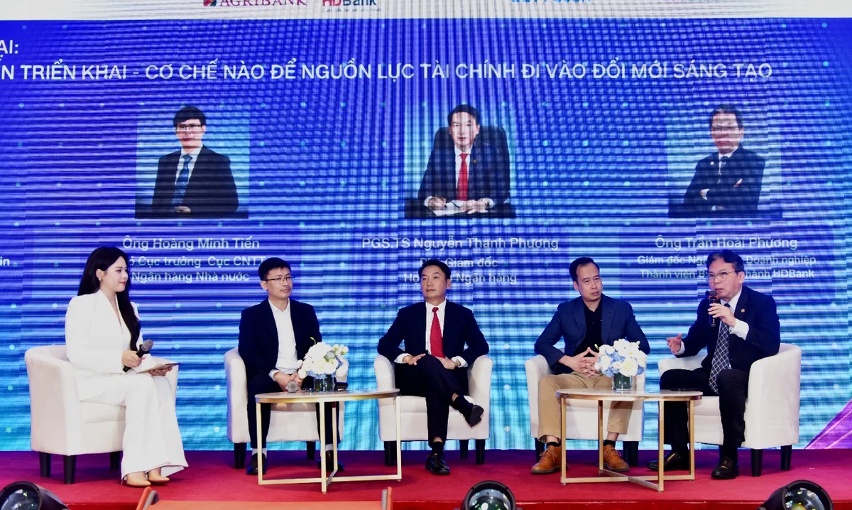 Các diễn giả tại phiên thảo luận