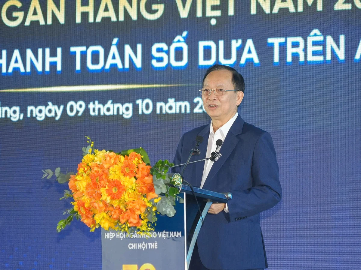 TS. Đào Minh Tú, Phó Chủ tịch kiêm Tổng Thư ký Hiệp hội Ngân hàng Việt Nam phát biểu khai mạc Hội nghị