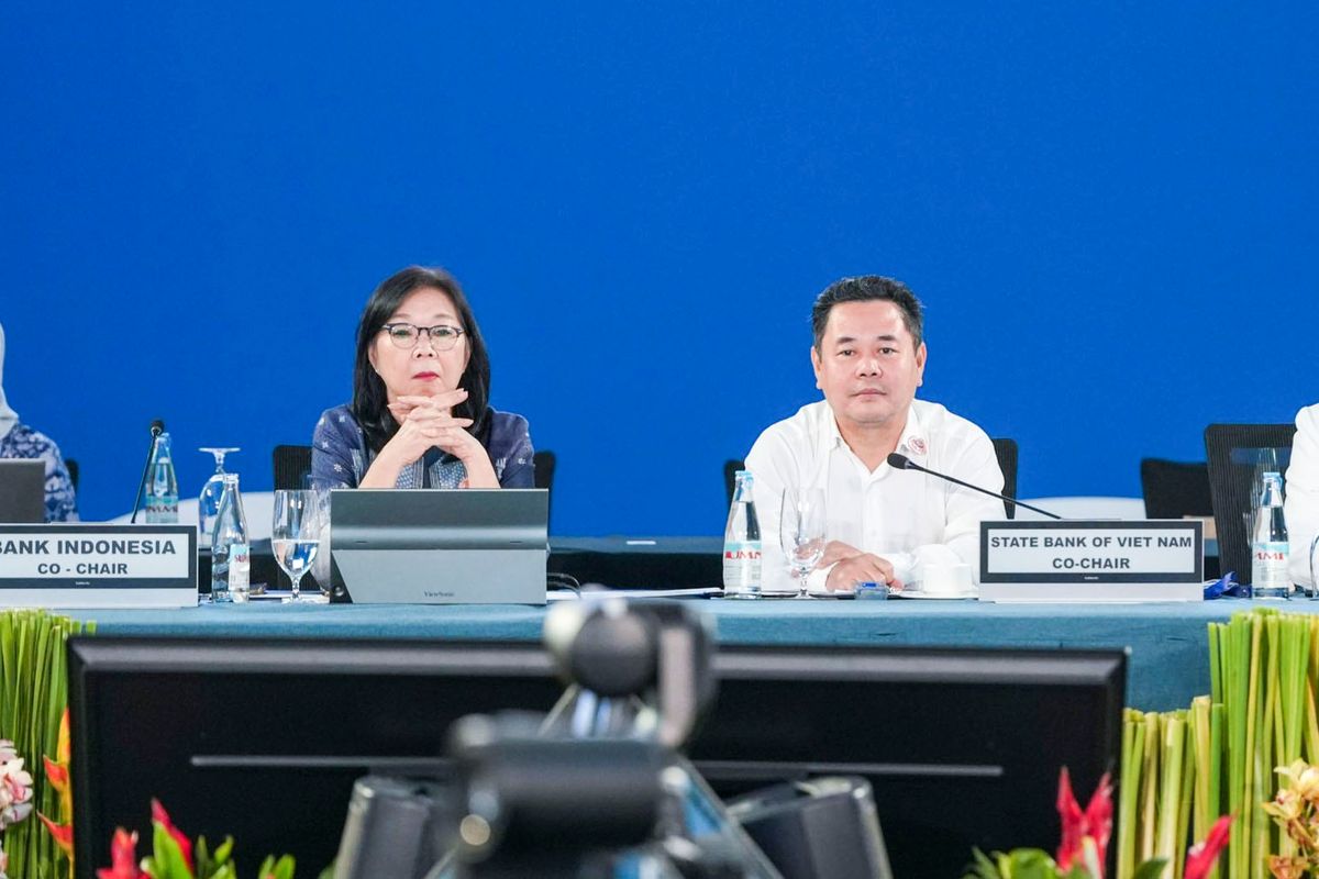 Phó Thống đốc NHNN và Phó Tống đốc NHTW Indonesia đồng chủ trì Hội nghị SLC lần thứ 31