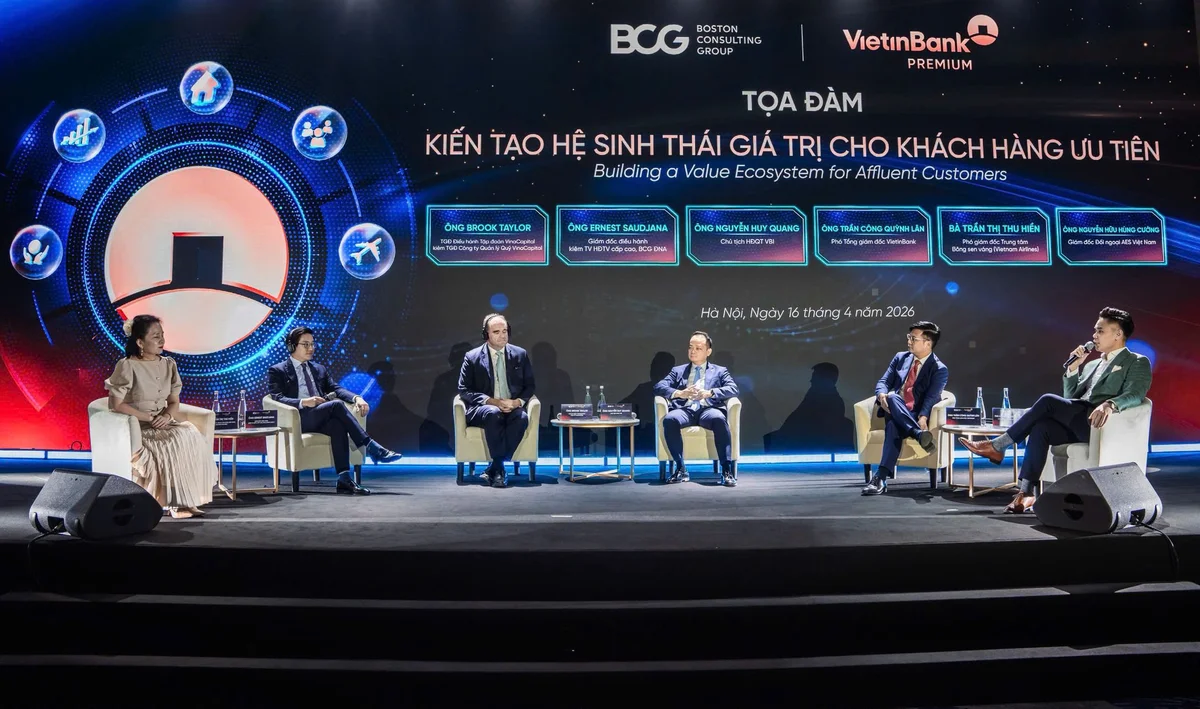 Các diễn giả tham gia Tọa đàm