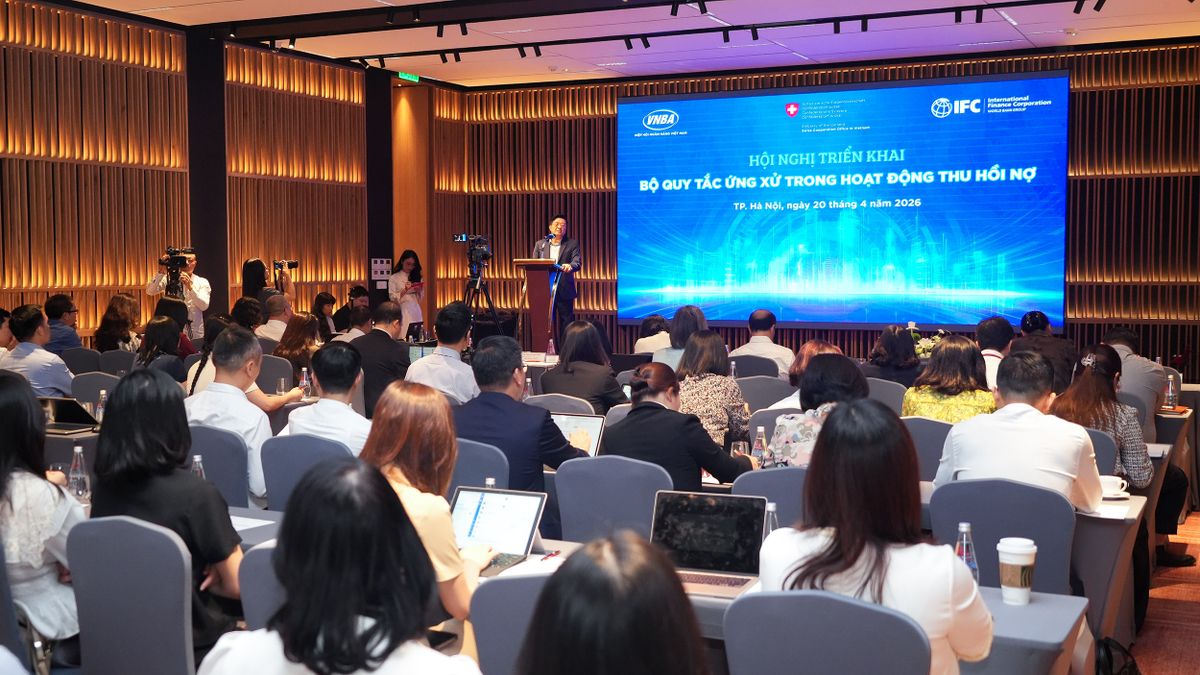 Quang cảnh hội nghị triển khai Bộ Quy tắc ứng xử trong hoạt động thu hồi nợ