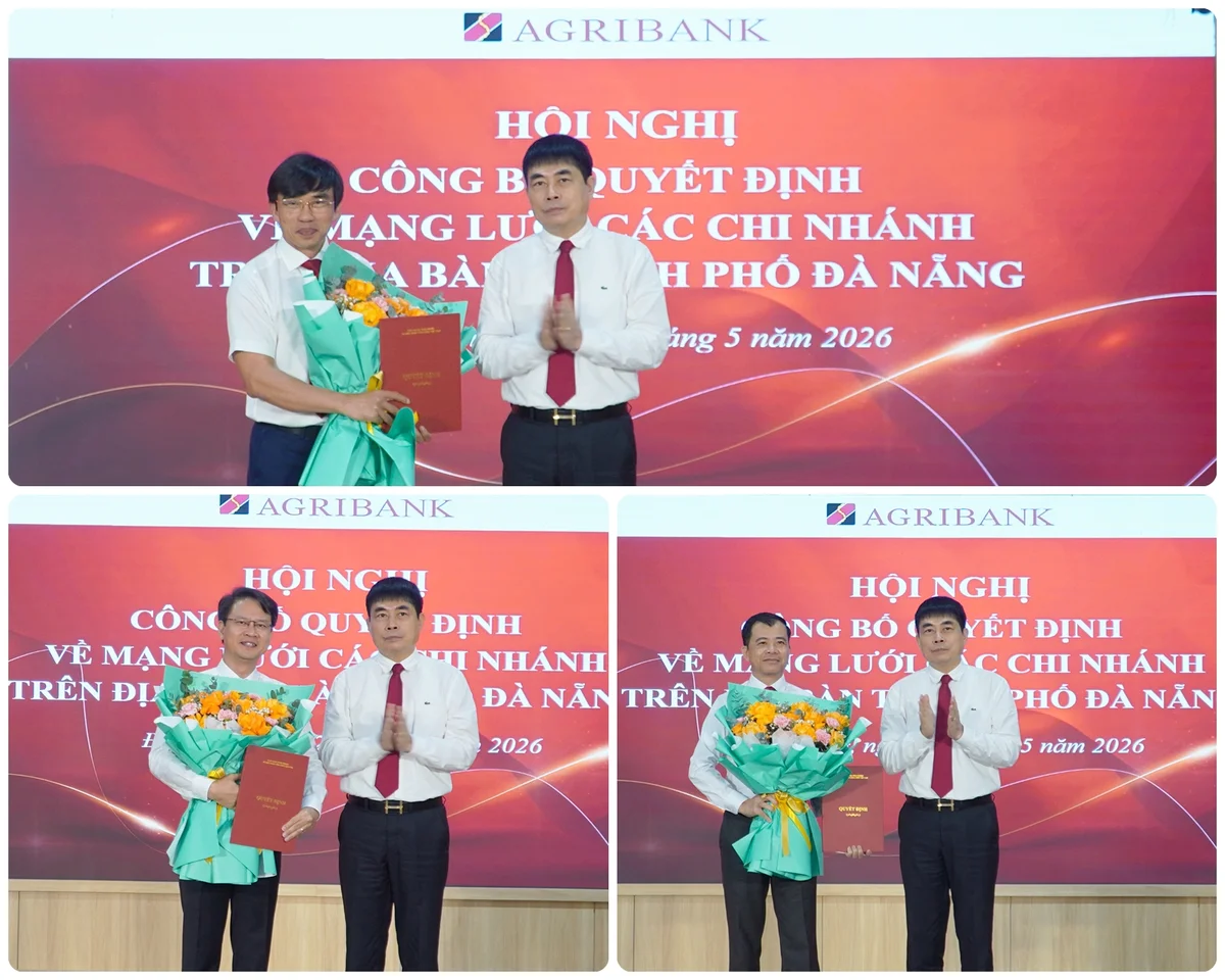 Ông Nguyễn Minh Phương – Thành viên HĐTV Agribank trao Quyết định cho Giám đốc các Chi nhánh Agribank trên địa bàn thành phố Đà Nẵng