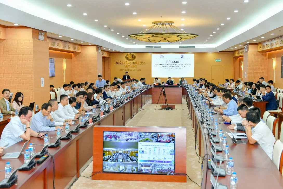 Toàn cảnh Hội nghị “Tăng cường khả năng tiếp cận vốn tín dụng cho DNNVV”