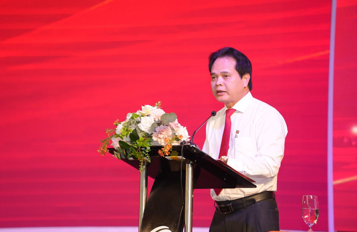 Ông Vương Hồng Lĩnh - Phó Tổng Giám đốc Agribank phát biểu khai mạc Hội nghị