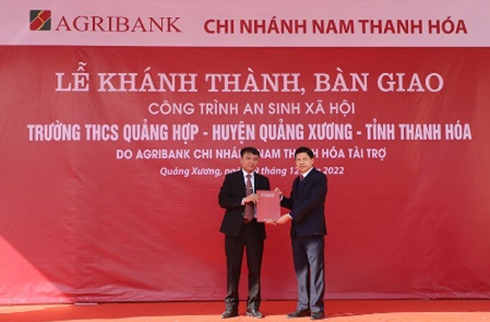Agribank tai tro kinh phi xay dung truong THCS Quang Hop 2