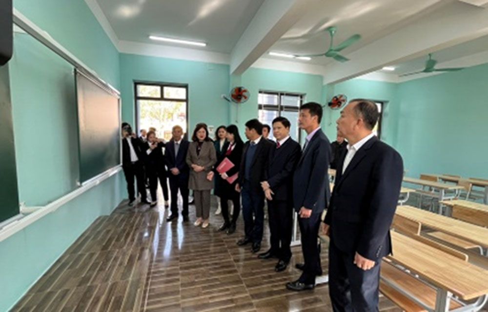Agribank tai tro kinh phi xay dung truong THCS Quang Hop 3