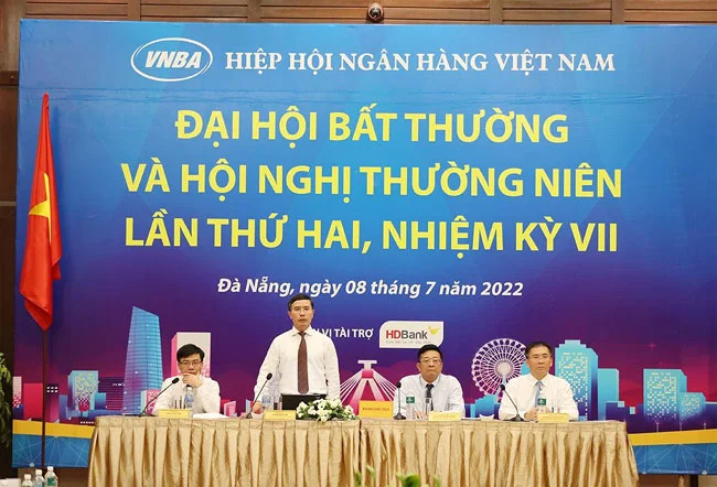 Hiep hoi Ngan hang xem xet sua doi dieu le 2