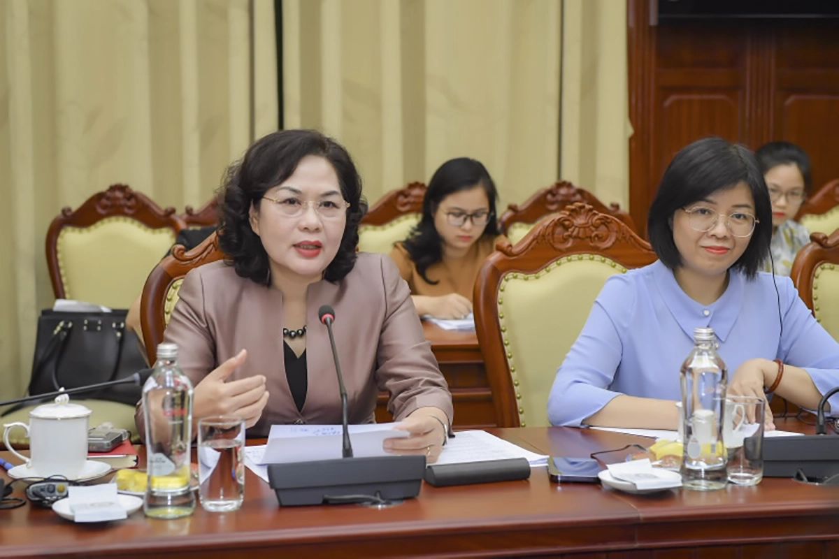 thong doc nguyen thi hong tiep xa giao doan tham van dieu iv imf