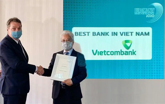 Vietcombank lần thứ 6 được Tạp chí Euromoney trao tặng giải thưởng “Ngân hàng tốt nhất Việt Nam 2020”