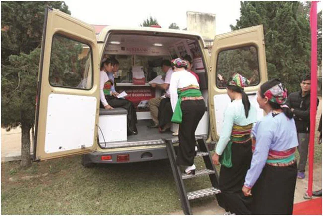 Agribank huong toi hinh anh ngan hang phuc vu Tam nong 2