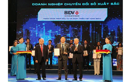 BIDV - Ngân hàng chuyển đổi số xuất sắc 2021