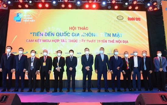 NAPAS ký kết thỏa thuận hợp tác triển khai thúc đẩy thẻ tín dụng nội địa