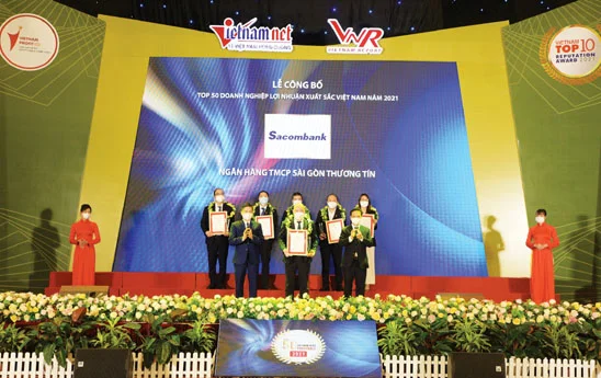 Sacombank vào Top 50 doanh nghiệp lợi nhuận xuất sắc năm 2021