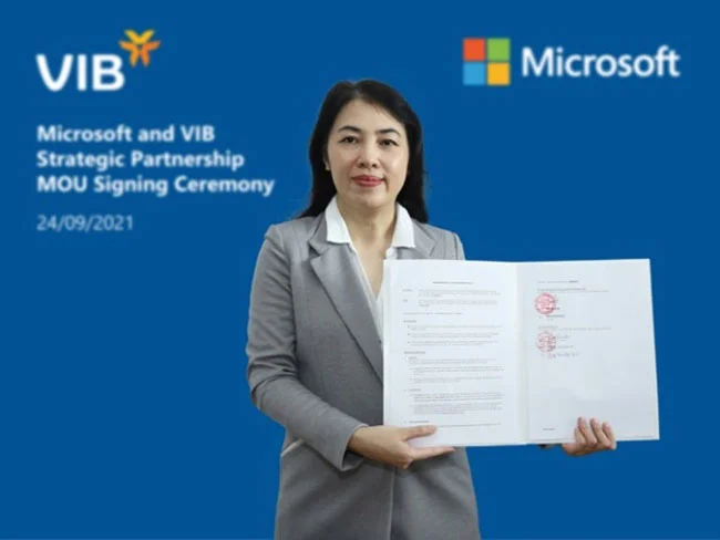 VIB hop tac Microsoft tao but pha toc do dich vu va doi moi sang tao 3