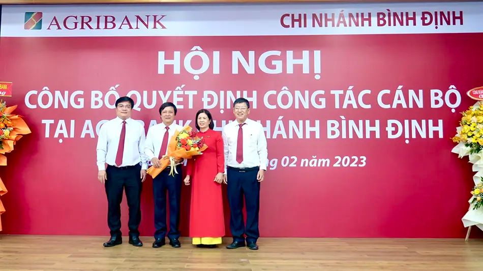 ong nguyen xuan hung duoc bo nhiem lai chuc vu giam doc agribank binh dinh2