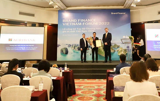 Agribank lọt top 10 thương hiệu giá trị nhất Việt Nam