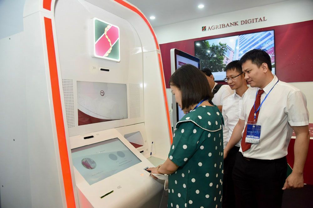Agribank ra mat mo hinh Ngan hang so tu dong 3