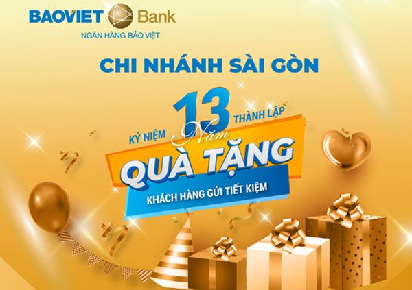 BAOVIET Bank Sai Gon tang qua cho khach hang 2