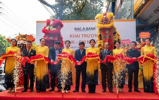 BacABank khai trương chi nhánh Phú Thọ