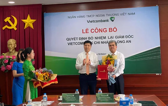 Ông Đoàn Thái Sơn được bổ nhiệm lại giữ chức Giám đốc Vietcombank Long An