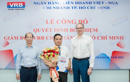 Ong Nguyen Quang Duy chinh thuc giu chuc Giam doc VRB Ho Chi Minh