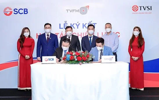 SCB ký thỏa thuận hợp tác với TVFM