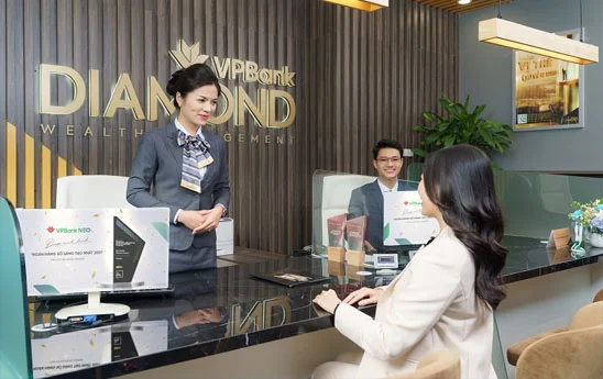 VPBank trao đổi trực tuyến với các cổ đông và nhà đầu tư