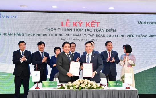 Vietcombank và VNPT ký kết thỏa thuận hợp tác toàn diện