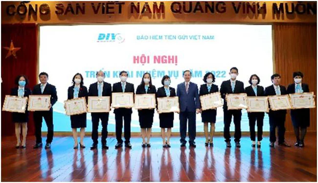 Xay dung Bao hiem tien gui Viet Nam tro thanh cong cu huu hieu 4
