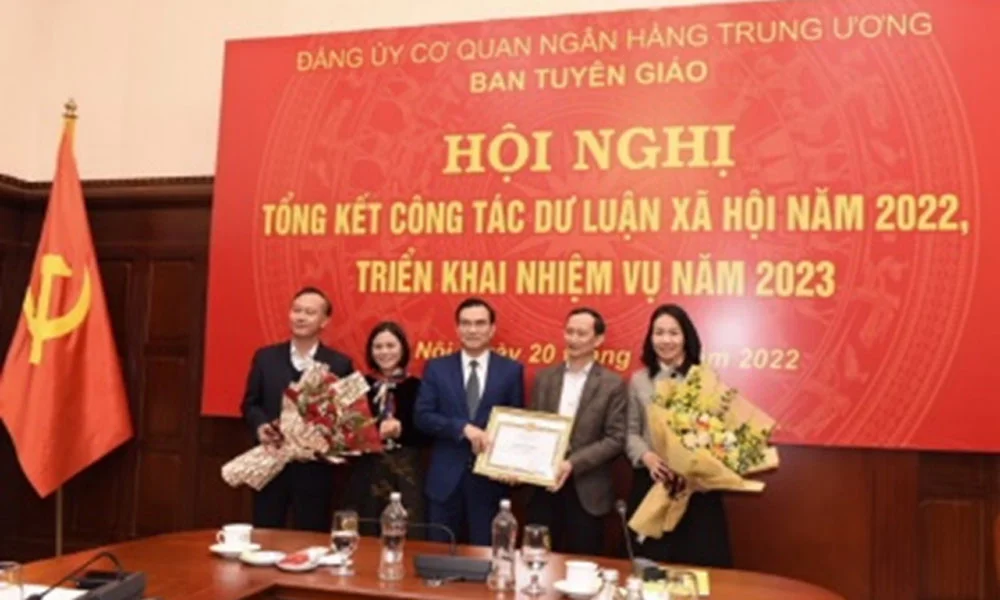 Ban Tuyen giao Dang uy Co quan NHTW 5