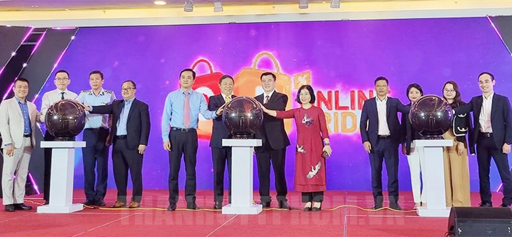 TP Ho Chi Minh kich hoat Ngay mua sam truc tuyen 2