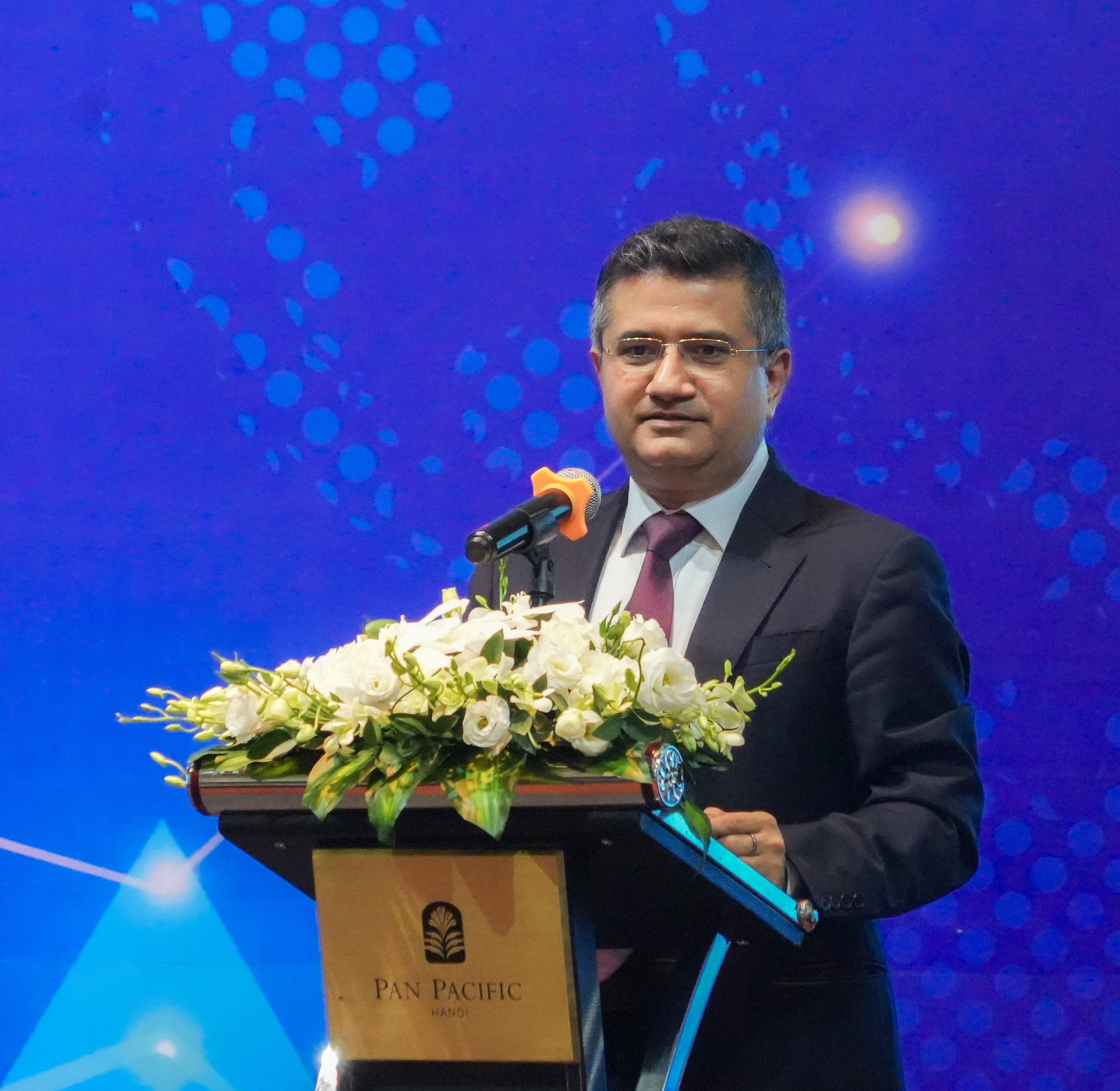 Ông Ritesh Maheshwari - Giám đốc điều hành (Phụ trách khu vực Đông Nam Á, S&P Global Ratings)