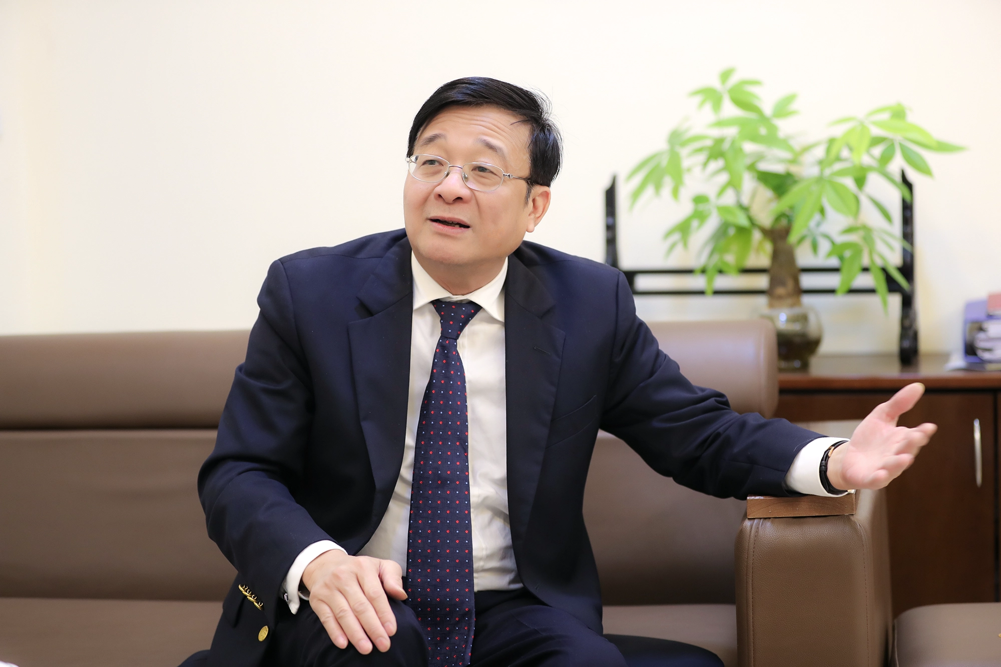 tháo gỡ khó khăn cho hoạt động cho vay của các công ty tài chính tiêu dùng.