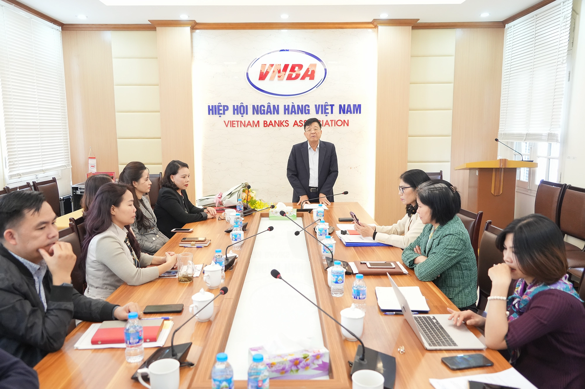 ảnh toàn cảnh bổ nhiệm