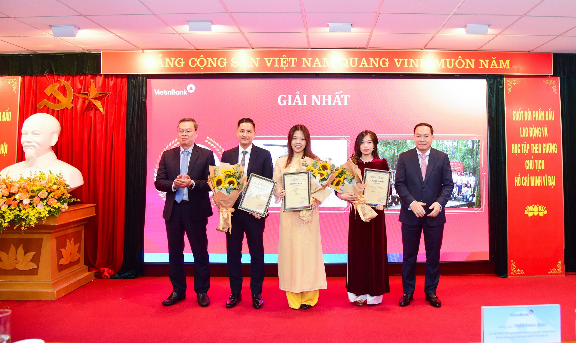 Ngân hàng VietinBank trao giải cuộc thi