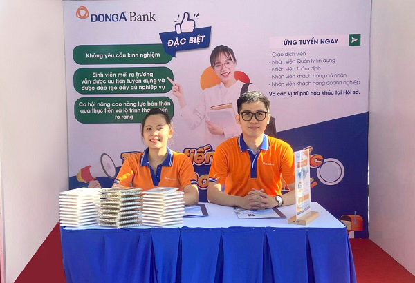 DongA Bank tuyển dụng