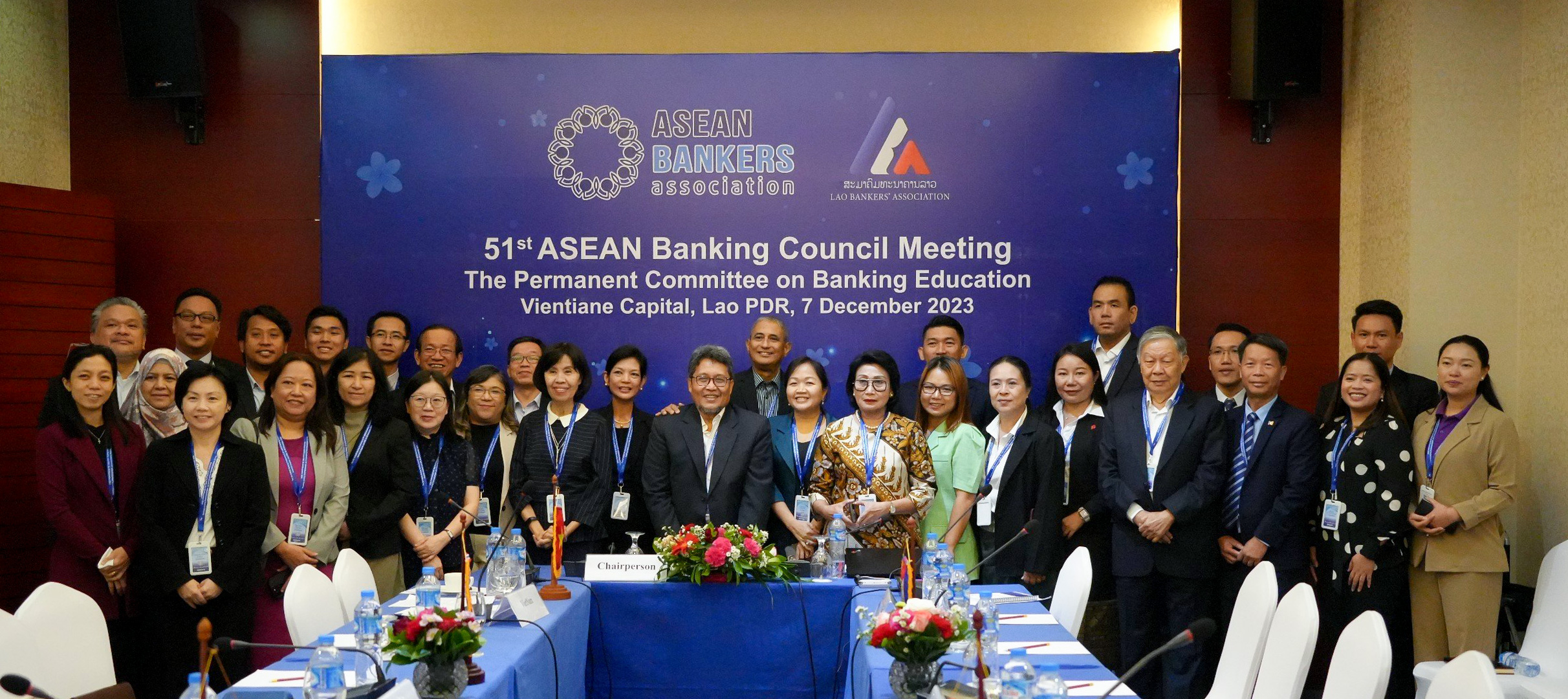 Các đại biểu tham dự cuộc họp của Uỷ ban Đào tạo Ngân hàng. Ảnh: Bảo Đăng