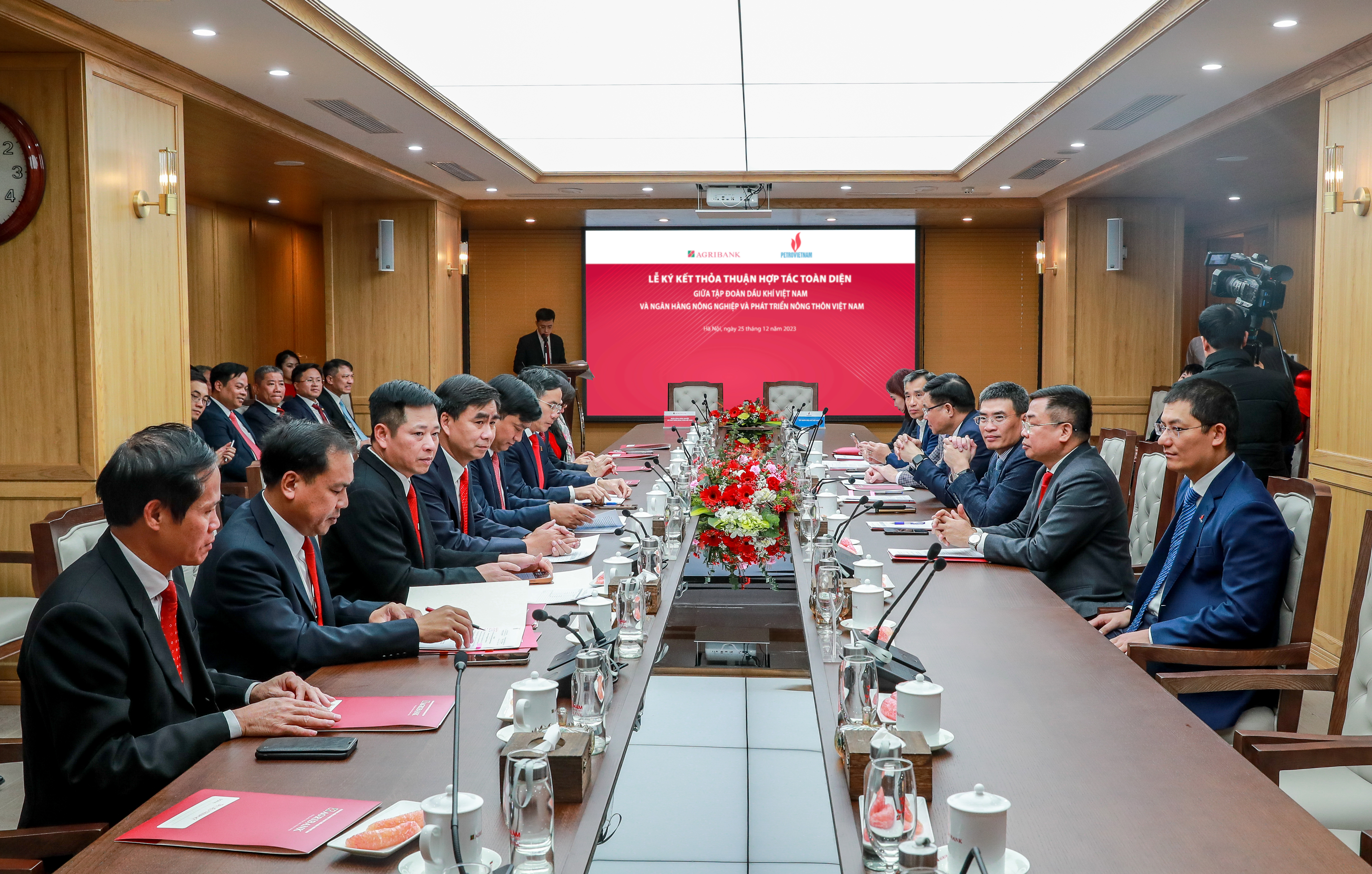 Ngày 25/12/2023, Agribank và PVN ký kết thỏa thuận hợp tác toàn diện
