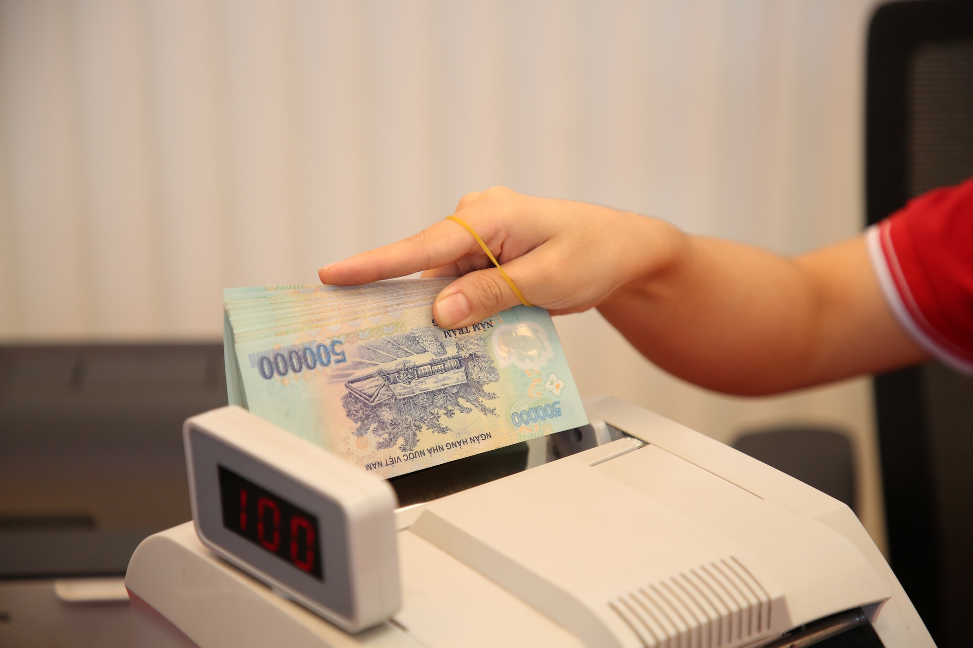 lãi suất tiết kiệm