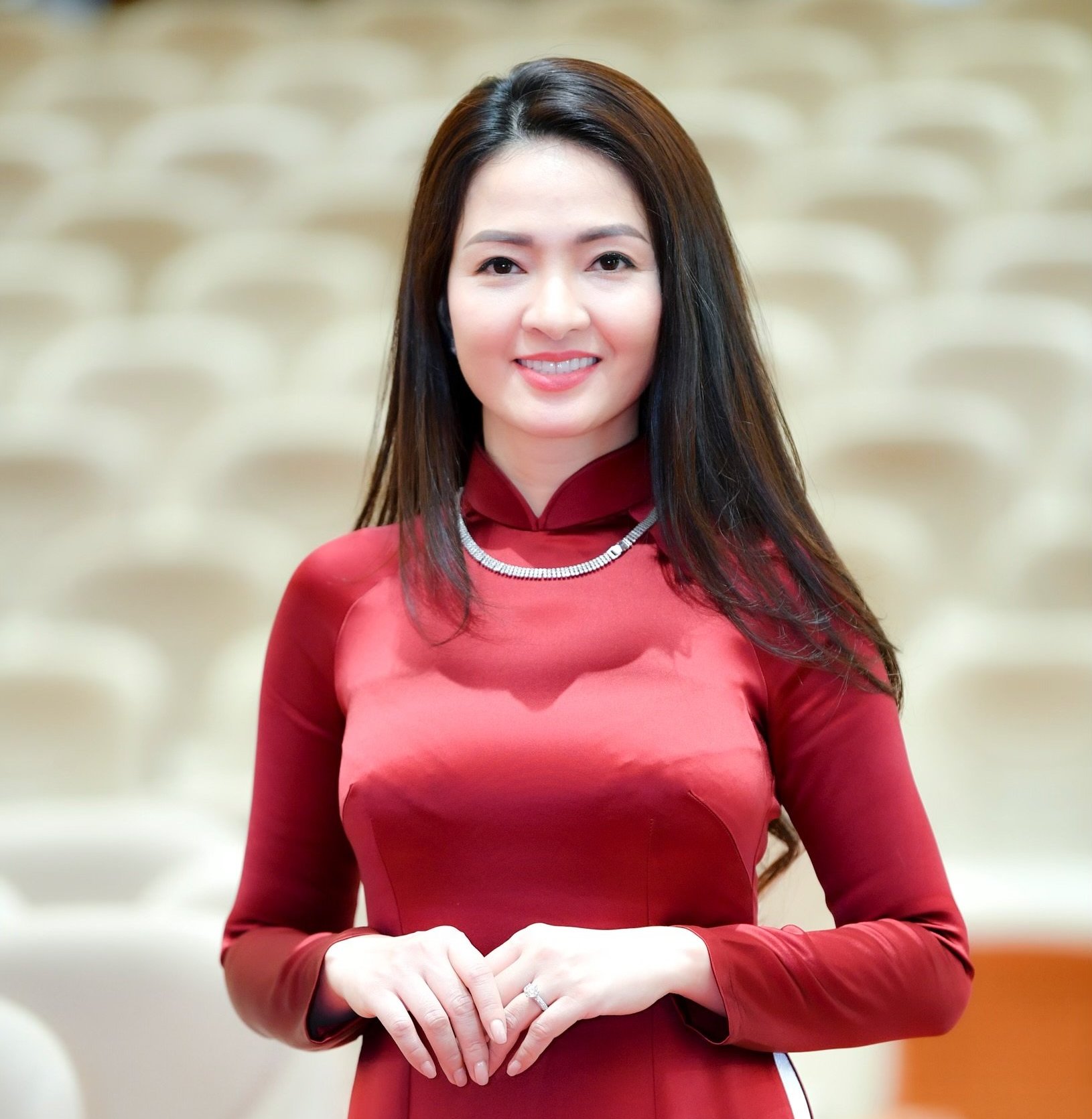 - Đ/c Nguyễn Khánh Chi – Phó Chủ tịch thường trực Công đoàn Ngân hàng Việt Nam.