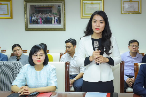 Đ/c Nguyễn Linh Phương phát biểu nhận nhiệm vụ mới