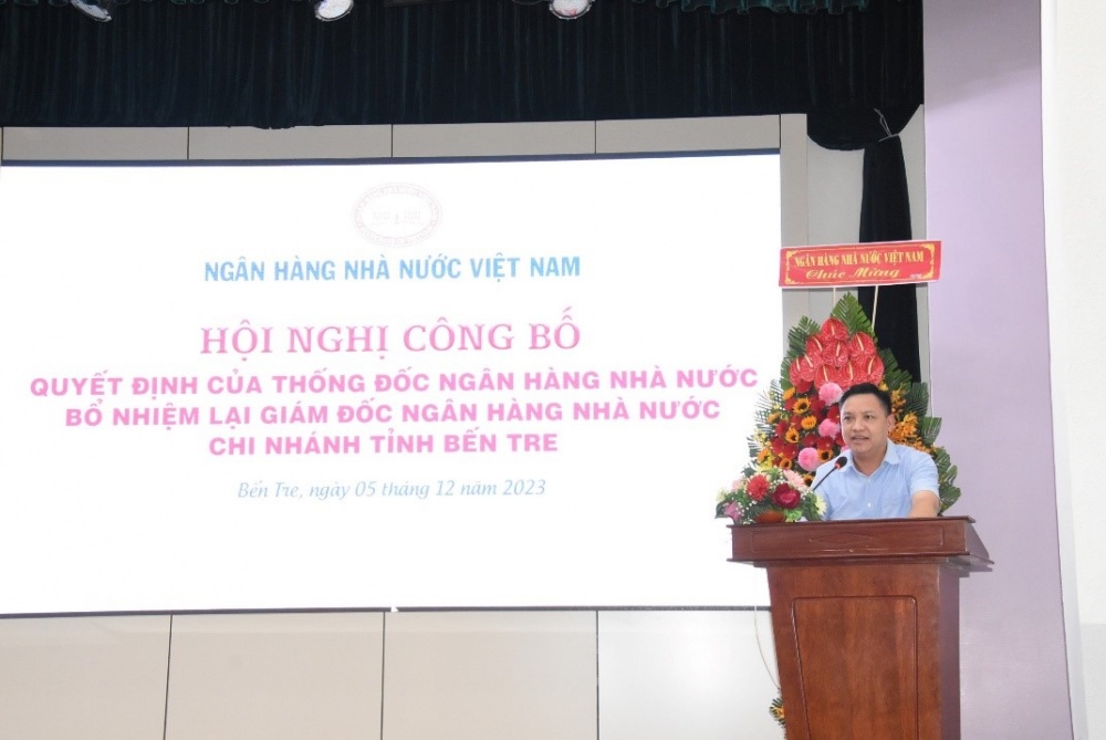 Ông Nguyễn Anh Tuấn - Phó Vụ Trưởng Vụ Tổ chức cán bộ phát biểu tại Hội Nghị