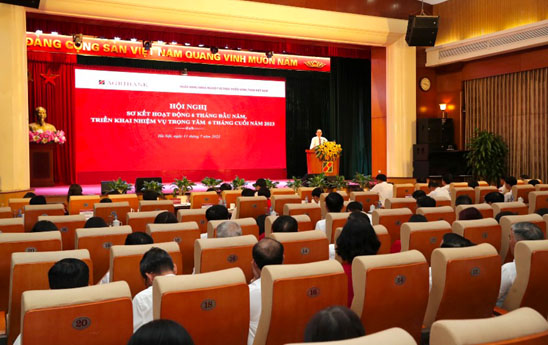 Agribank_khang_dinh_vai_tro_chu_luc_luon_san_sang_chia_se_va_dong_hanh_cung_khach_hang_vuot_kho.jpg
