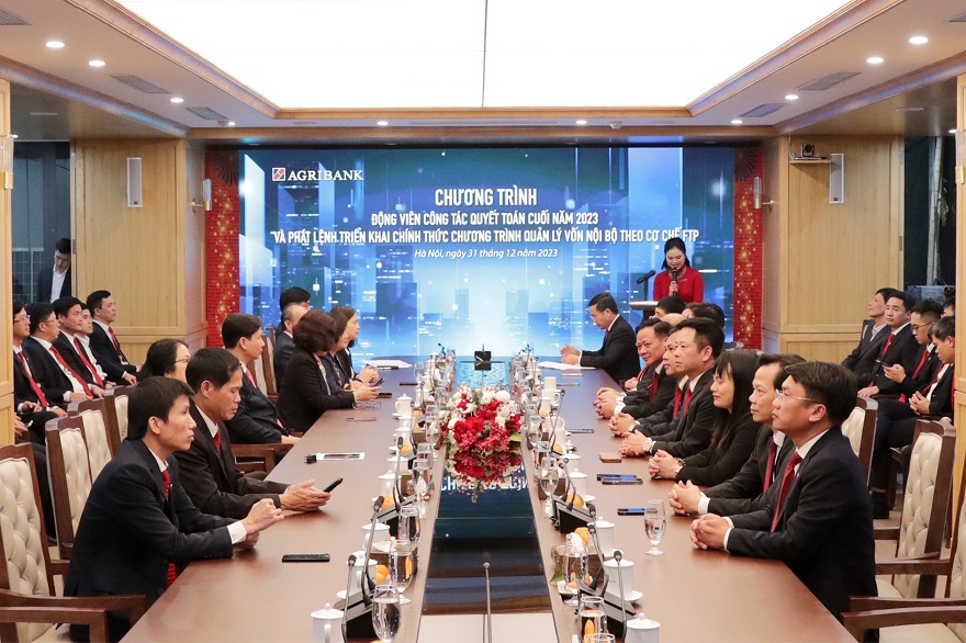 Hội nghị động viên công tác quyết toán được tổ chức trực tiếp tại Trụ sở chính và kết nối trực tuyến tới các điểm cầu trên toàn quốc