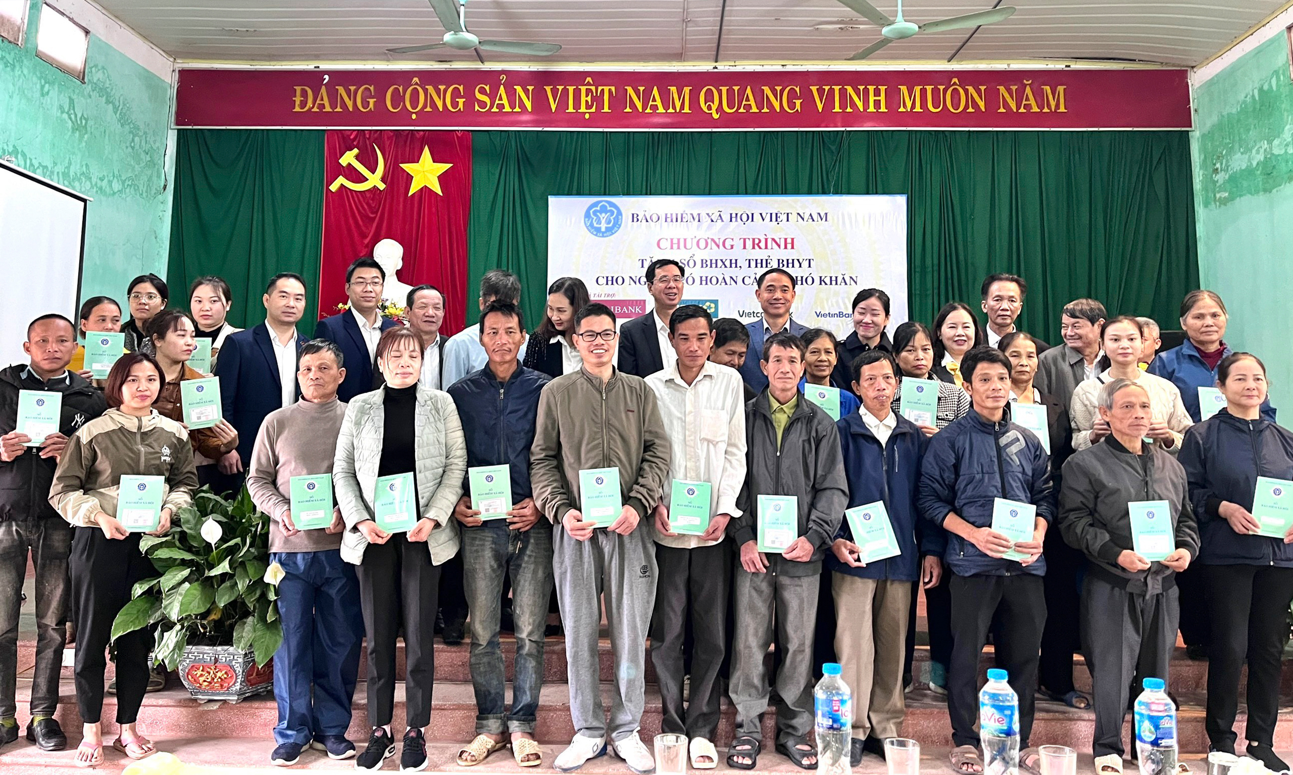 sổ Bảo hiểm xã hội