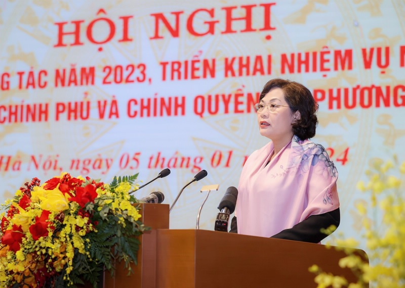 Thống đốc Nguyễn Thị Hồng phát biểu tham luận tại Hội nghị