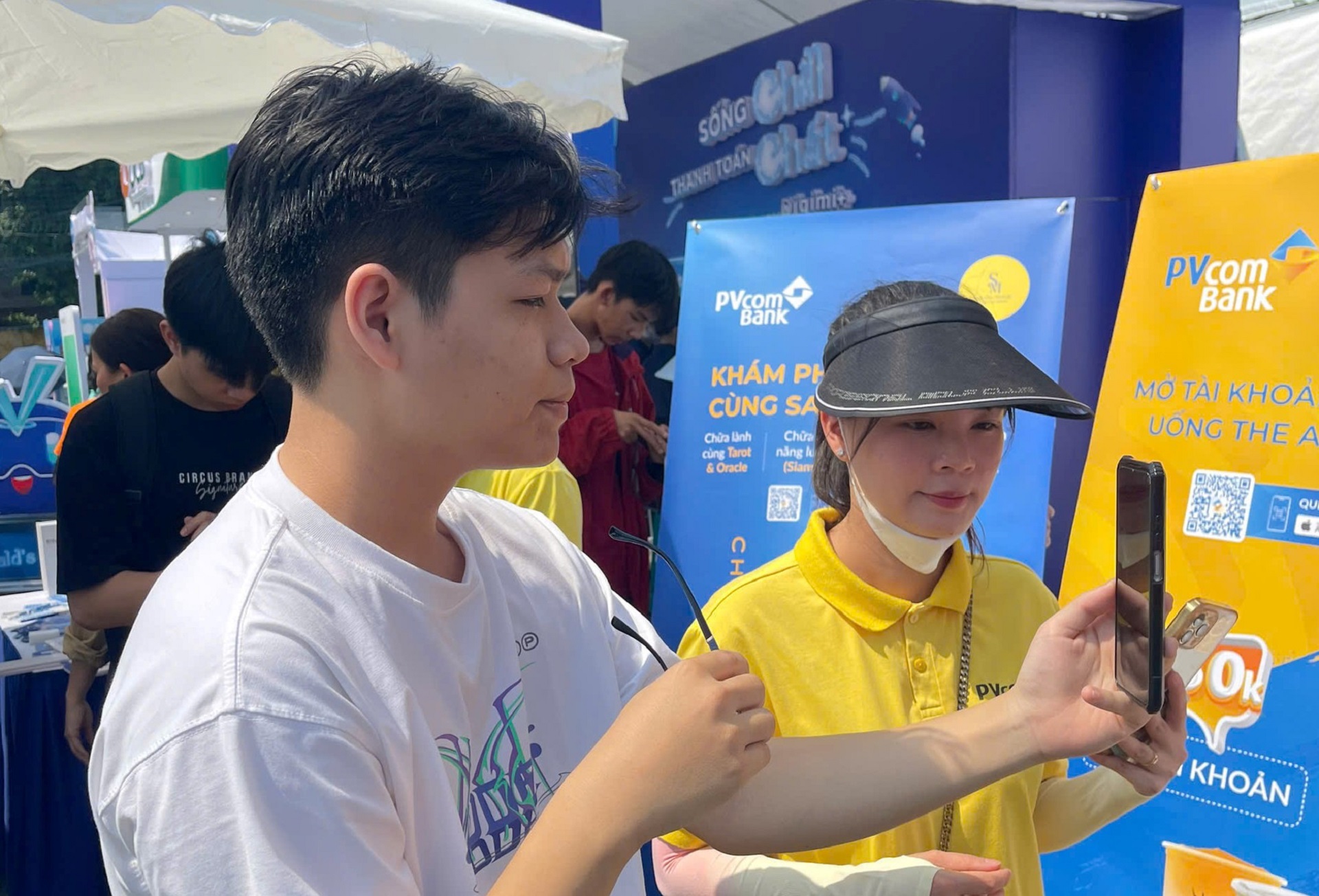 Ngày thẻ Việt Nam