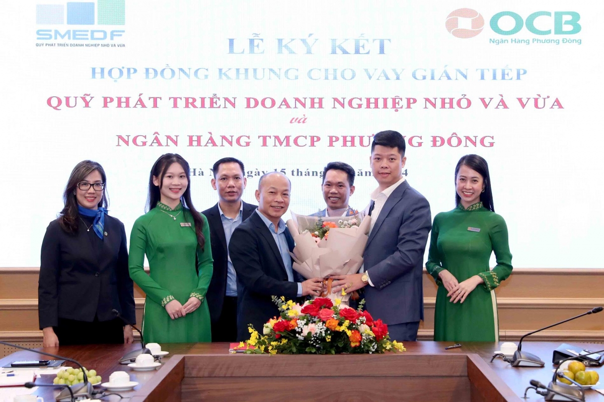 Với mục tiêu chung tăng cường hỗ trợ cộng đồng DNNVV mà hai bên cùng hướng tới, hợp tác giữa SMEDF và OCB sẽ ngày càng chặt chẽ, hiệu quả và bền lâu. Ảnh: Đức Trung - MPI
